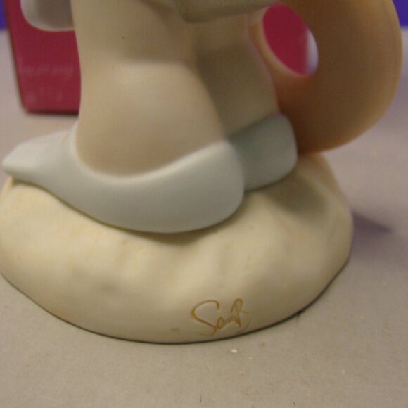 Precious Moments SCUBA ~ OUR FRIENDSHIP IS LIKE A BREATH OF FRESH AIR  4004683 - Picture 9 of 15